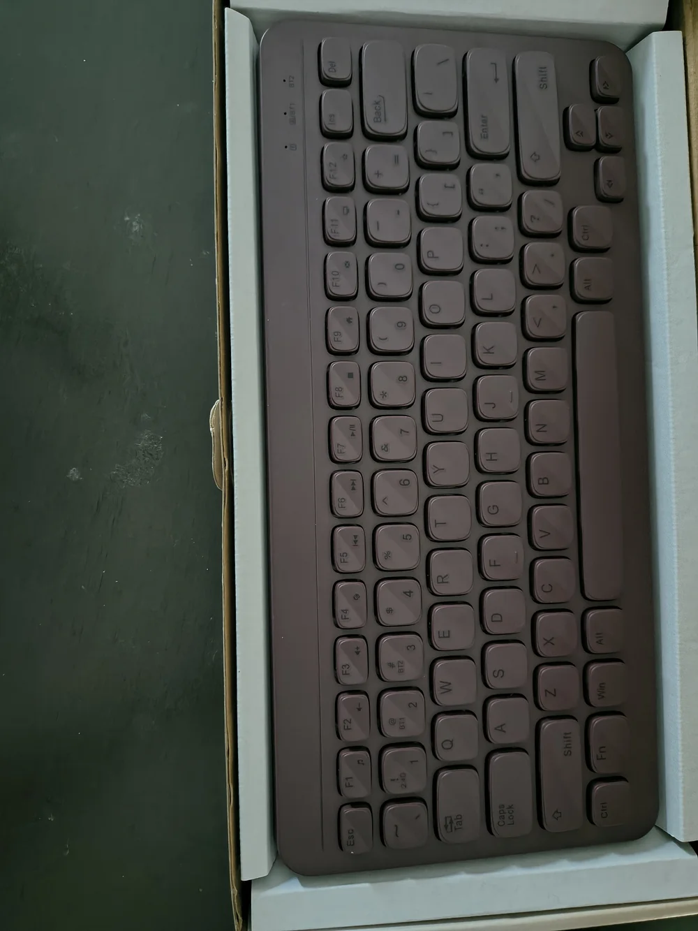 Slim Wireless Keyboard - Dusty Pink